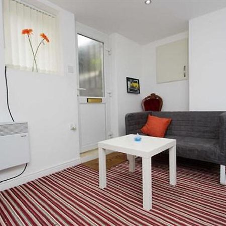 Brownhill Studio In Leeds Leeds  Phòng bức ảnh